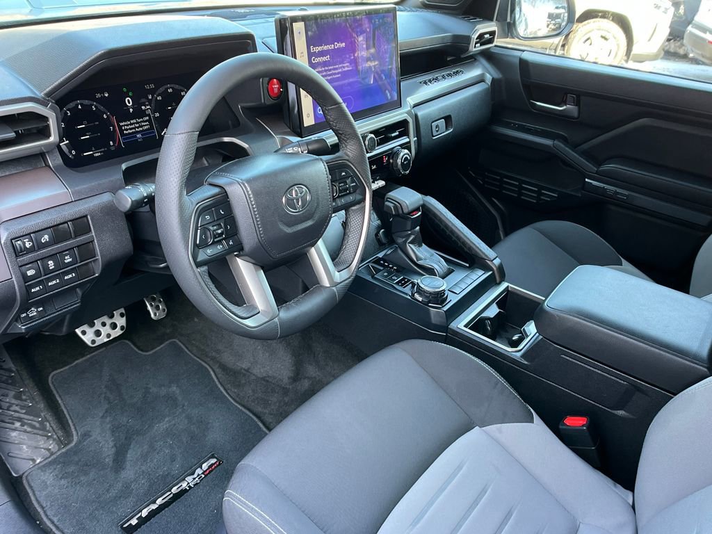 Used 2025 Toyota Tacoma TRD Sport w/ TRD Sport Upgrade Package image 10