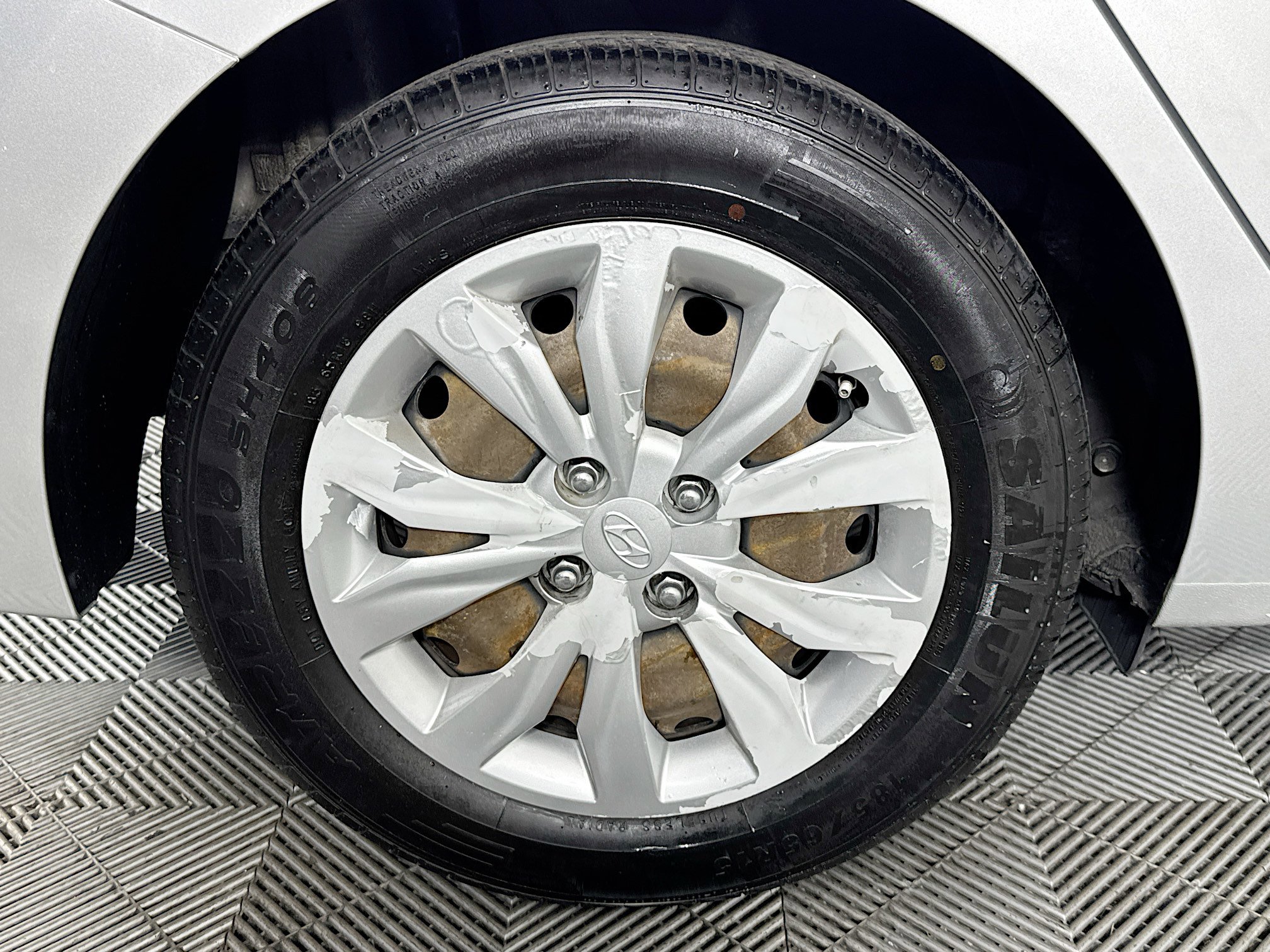 Used 2020 Hyundai Accent SE image 31