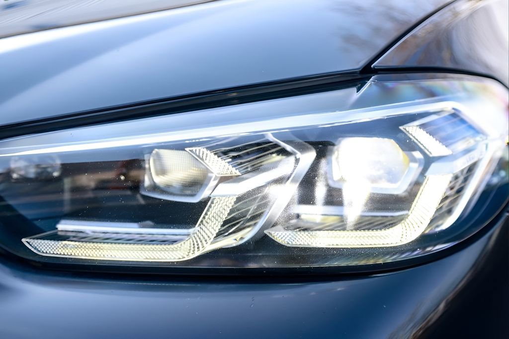 Used 2022 BMW X4 xDrive30i w/ M Sport Package 2 image 41