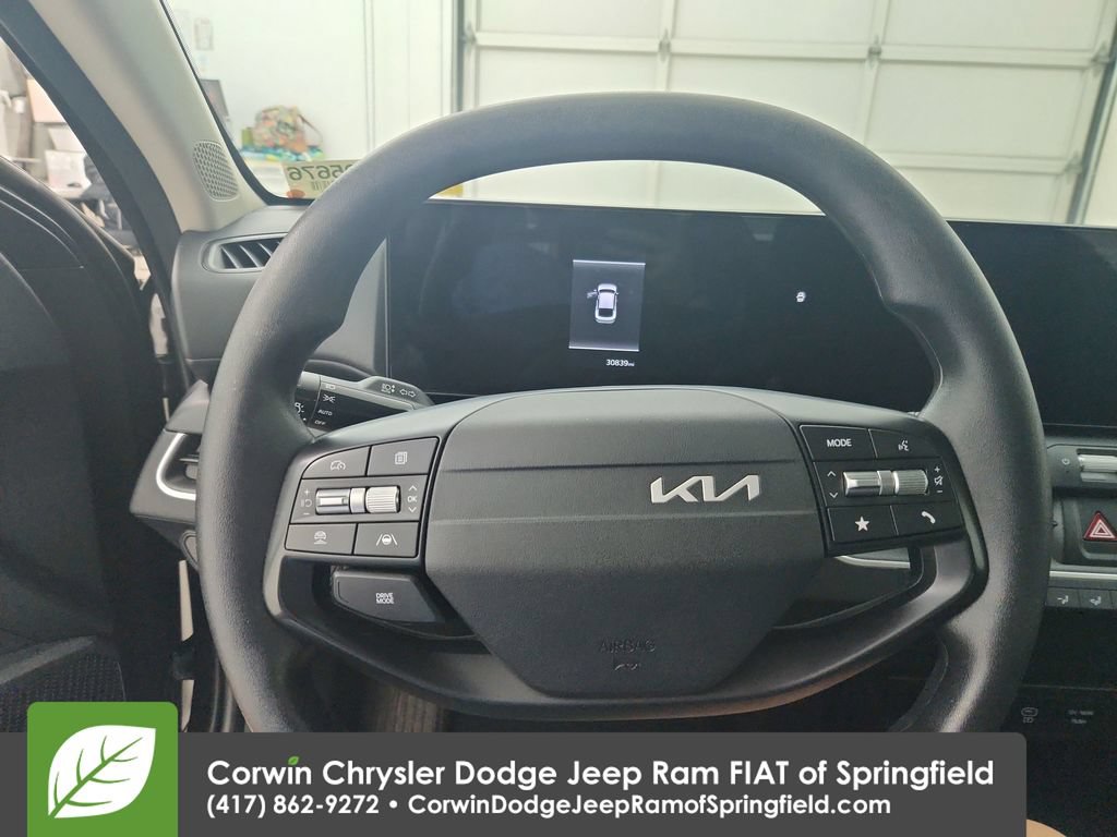 Used 2025 Kia K4 FWD image 21