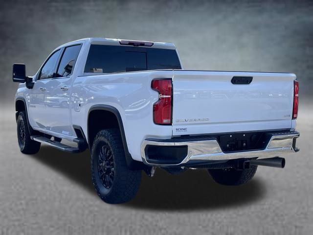 Used 2024 Chevrolet Silverado 2500 LTZ w/ LTZ Premium Package image 18