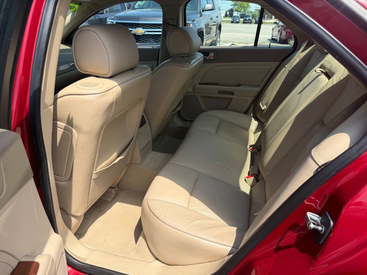 Used 2008 Cadillac STS V8 AWD w/ Preferred Equipment Group image 11