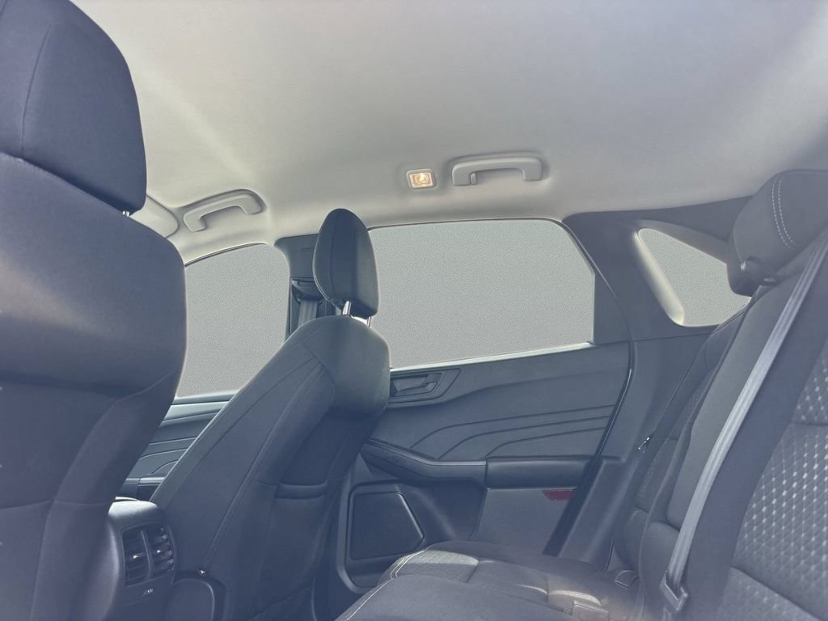 Used 2025 Ford Escape Active AWD/4WD image 8