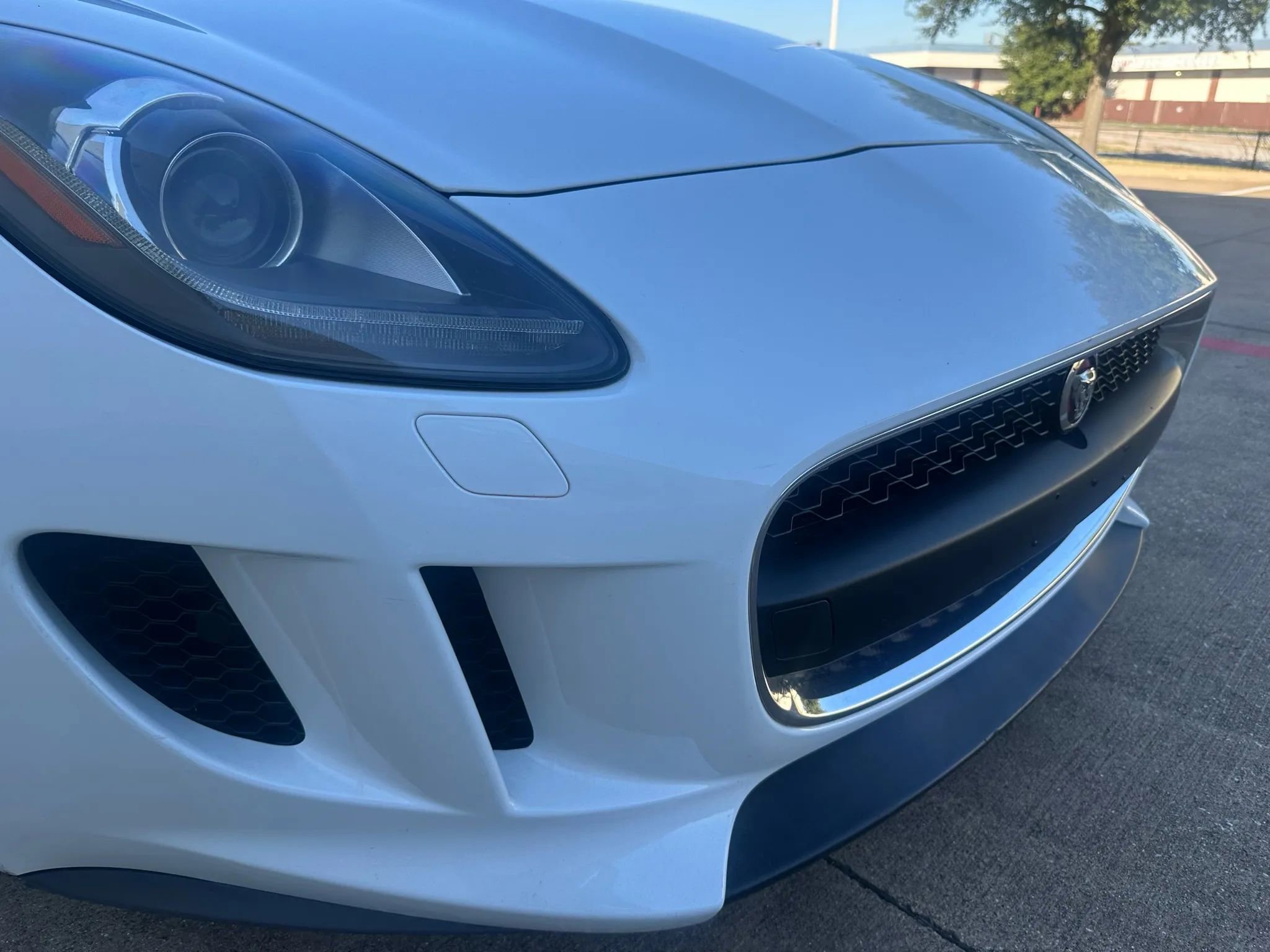 Used 2016 Jaguar F-TYPE Coupe image 5