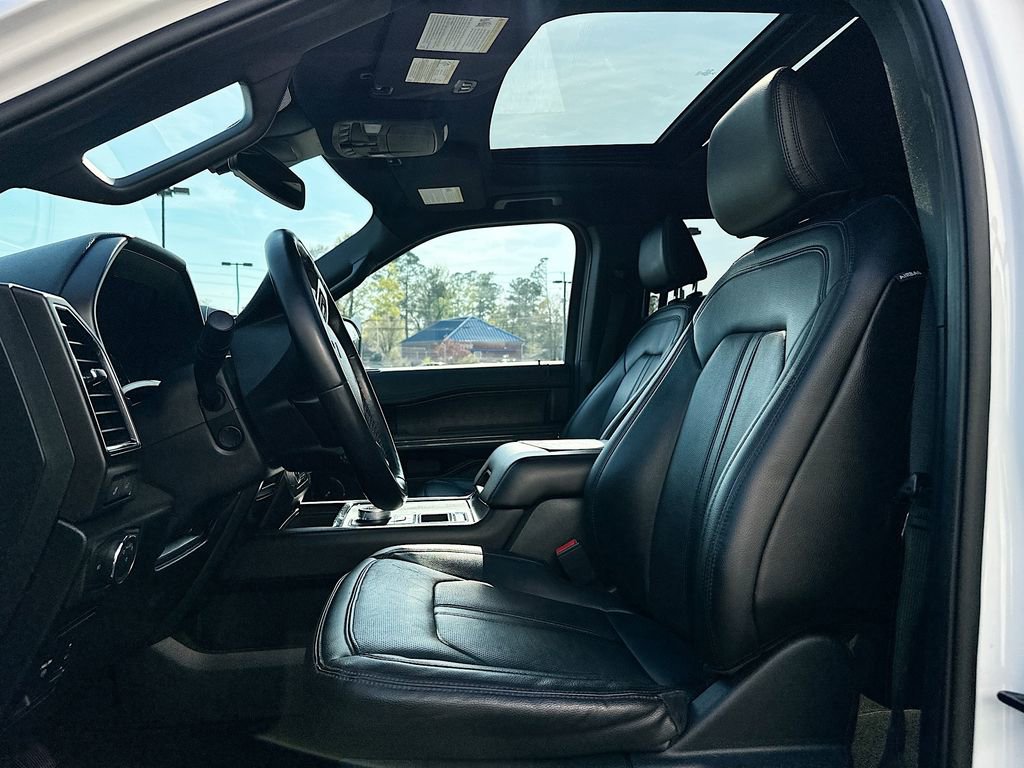 Used 2021 Ford Expedition Limited image 8