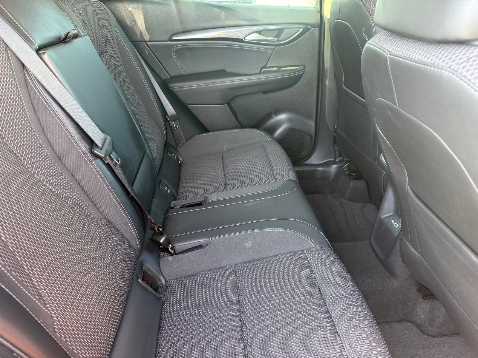 Used 2023 Buick Envision Preferred w/ Sport Touring Package image 23
