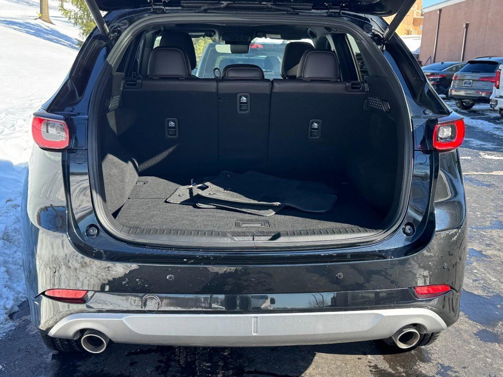 Used 2025 MAZDA CX-5 Signature AWD/4WD image 9