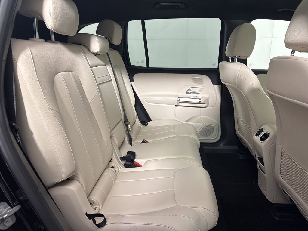 Used 2025 Mercedes-Benz EQB 300 4MATIC w/ Driver Assistance Package image 16