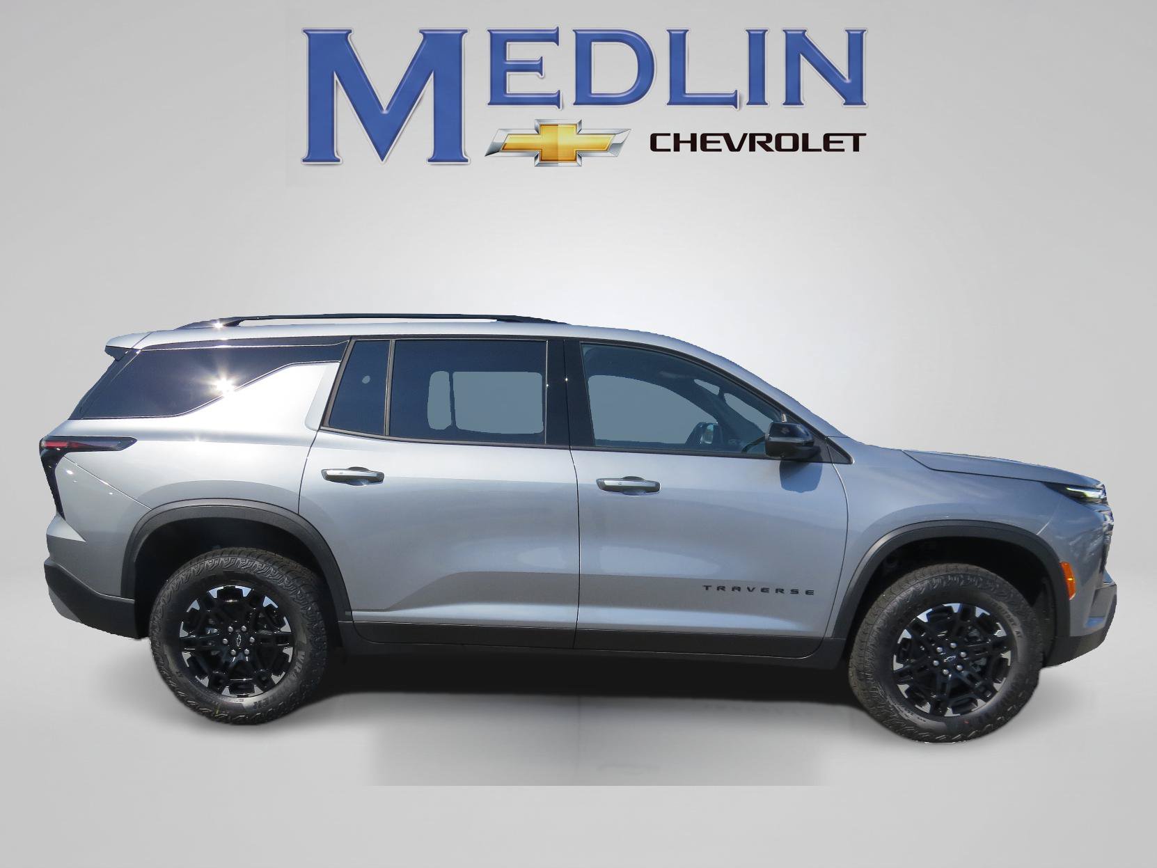 New 2027 Chevrolet Traverse Z71 w/ Driver Confidence Package AWD/4WD image 2