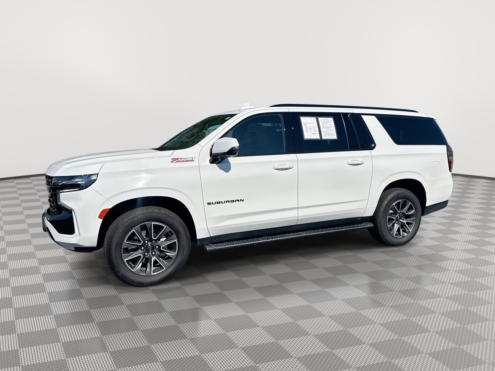 Certified 2023 Chevrolet Suburban Z71 w/ Luxury Package AWD/4WD image 1