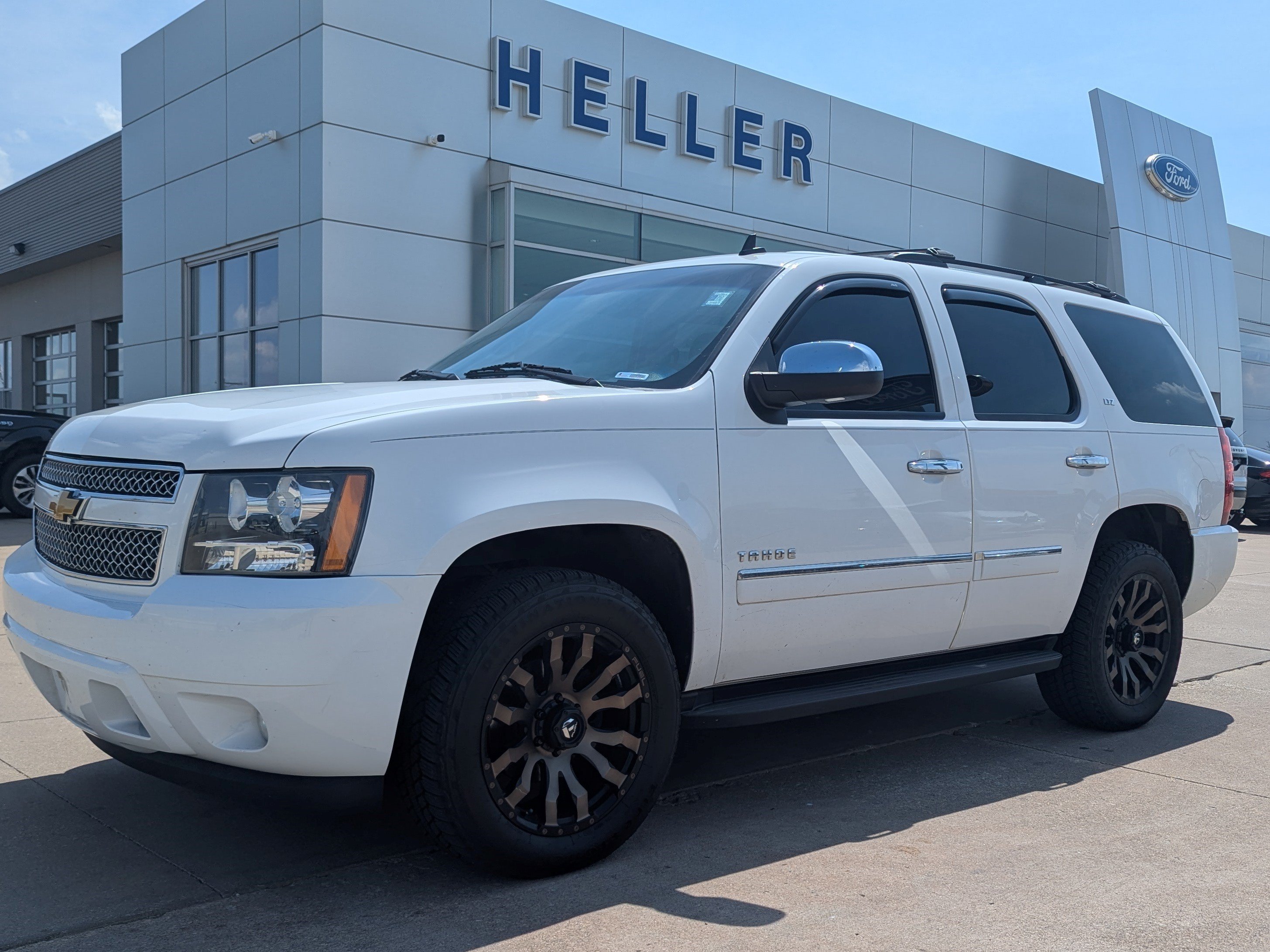 Used 2012 Chevrolet Tahoe LTZ AWD/4WD image 3