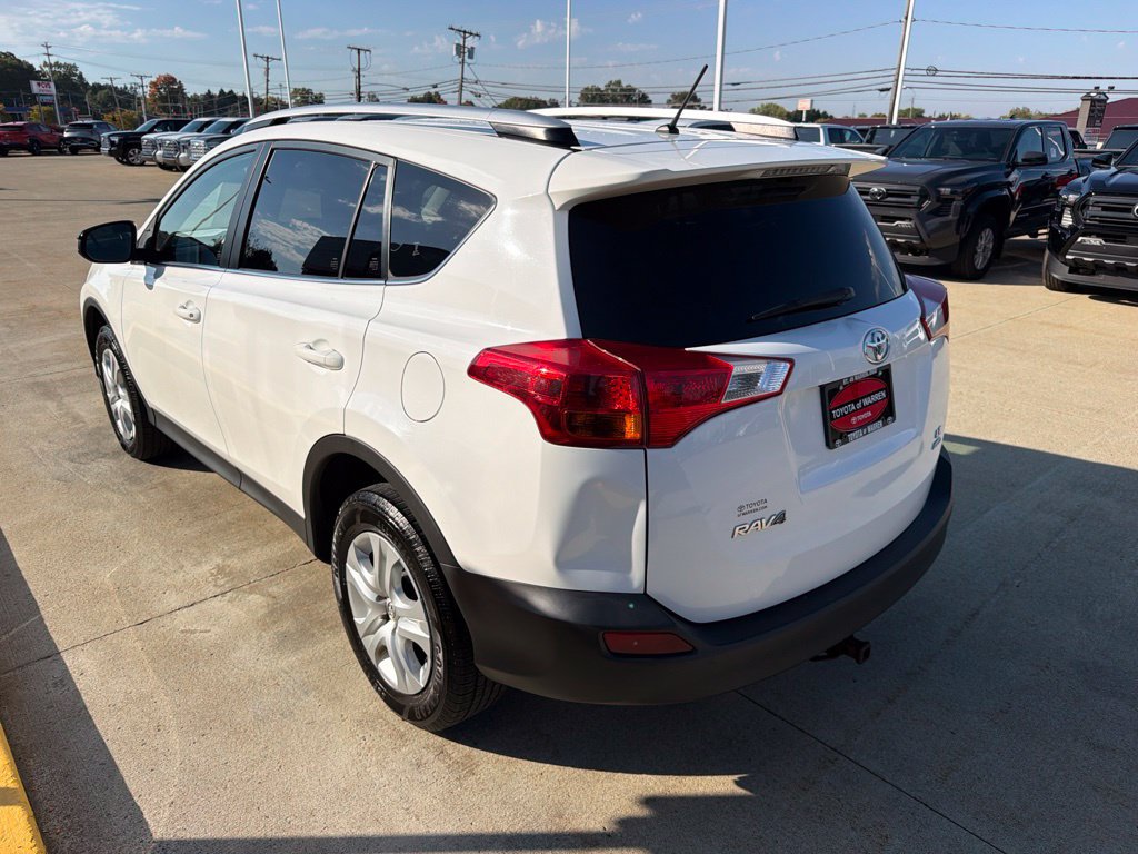 Used 2015 Toyota RAV4 LE AWD/4WD image 7