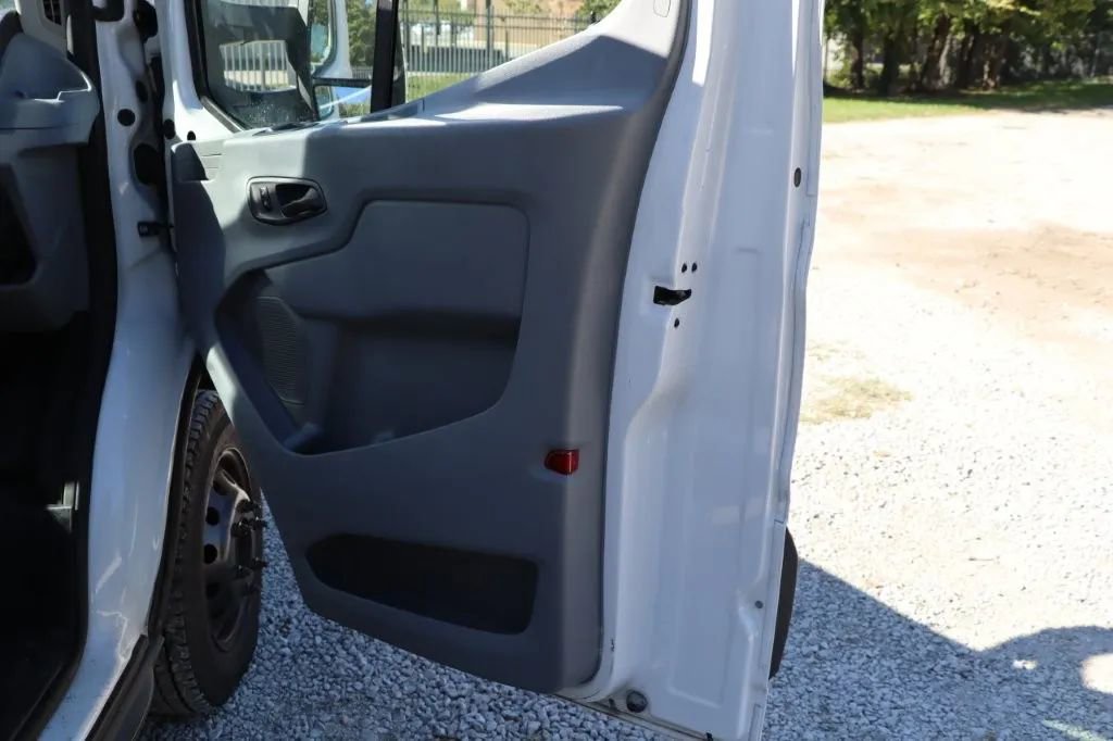 Used 2018 Ford Transit 350 156 DRW w/ Exterior Upgrade Package image 20