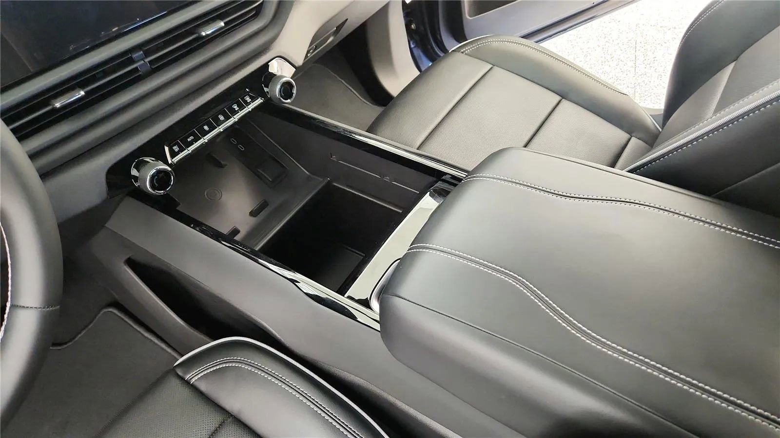 New 2026 Chevrolet Silverado EV LT w/ Plus Package image 34