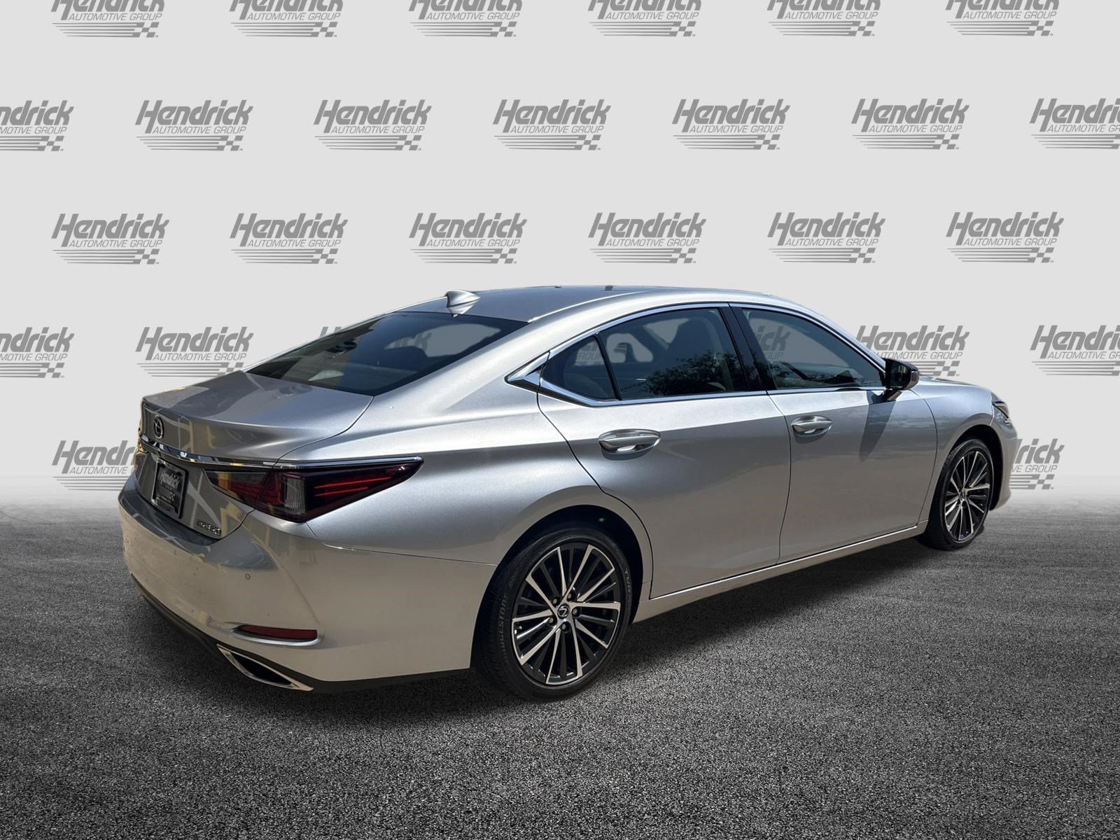 Certified 2025 Lexus ES 350 w/ Premium Package FWD image 10