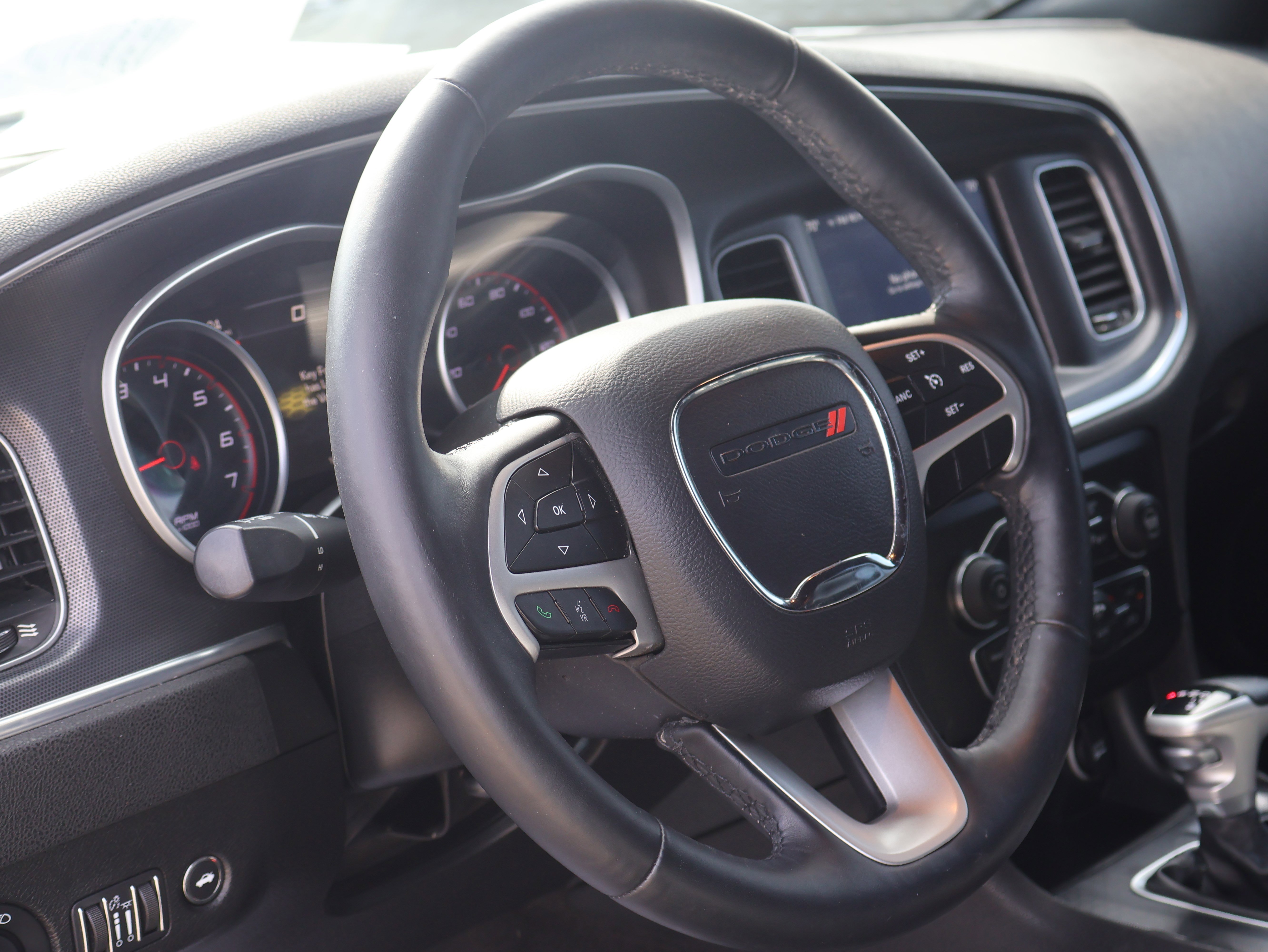 Used 2017 Dodge Charger SXT w/ AWD Plus Group image 23