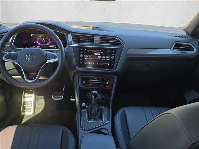 Used 2023 Volkswagen Tiguan SE R-Line FWD image 18
