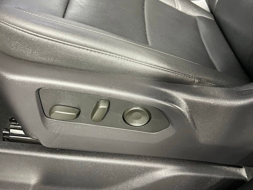 Used 2024 Chevrolet Silverado 1500 LTZ image 22