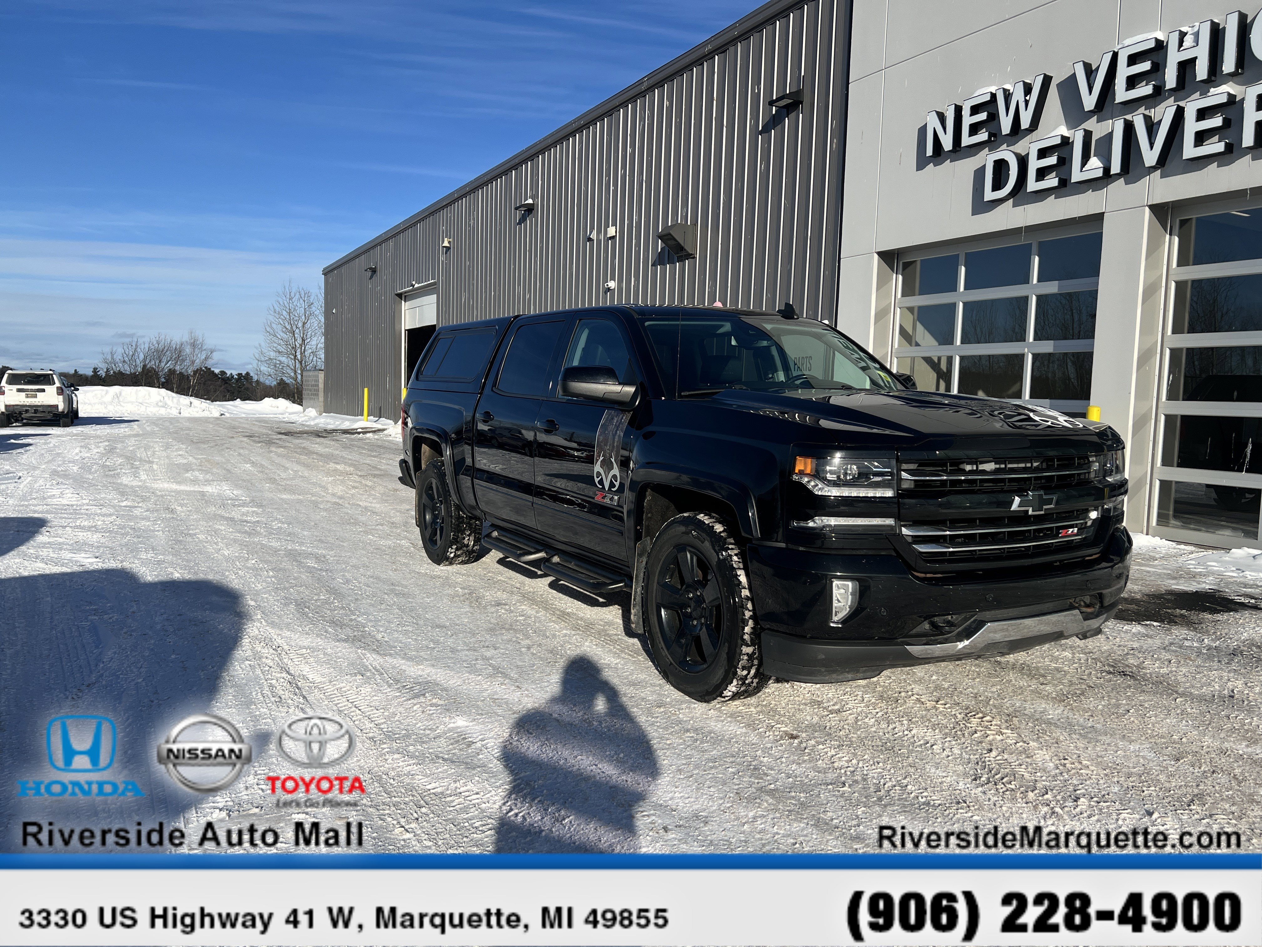 Used 2017 Chevrolet Silverado 1500 LTZ Z71 w/ Realtree Edition
