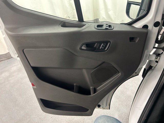 Used 2023 Ford Transit 150 Low Roof AWD image 21