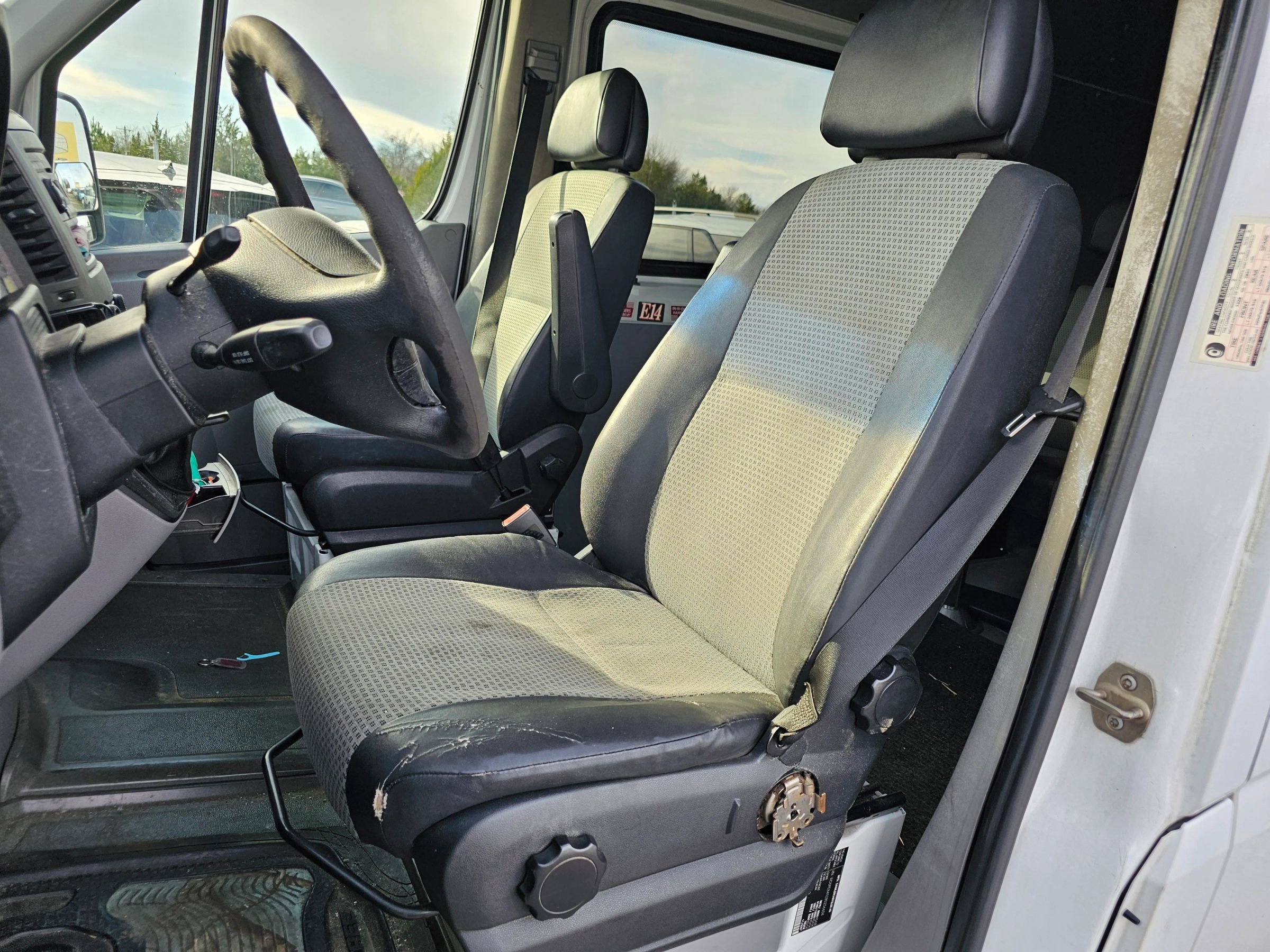 Used 2008 Dodge Sprinter 2500 image 4