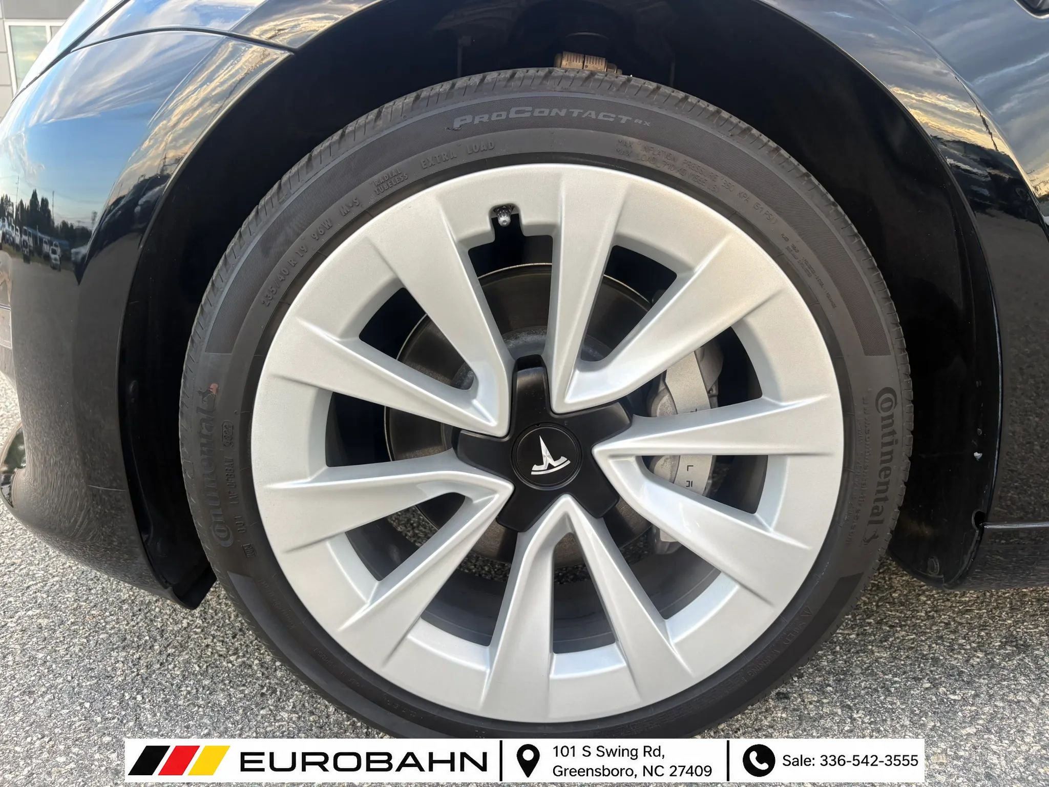 Used 2023 Tesla Model 3 Standard Range RWD image 31