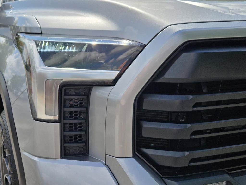 Used 2023 Toyota Tundra SR5 AWD/4WD image 3