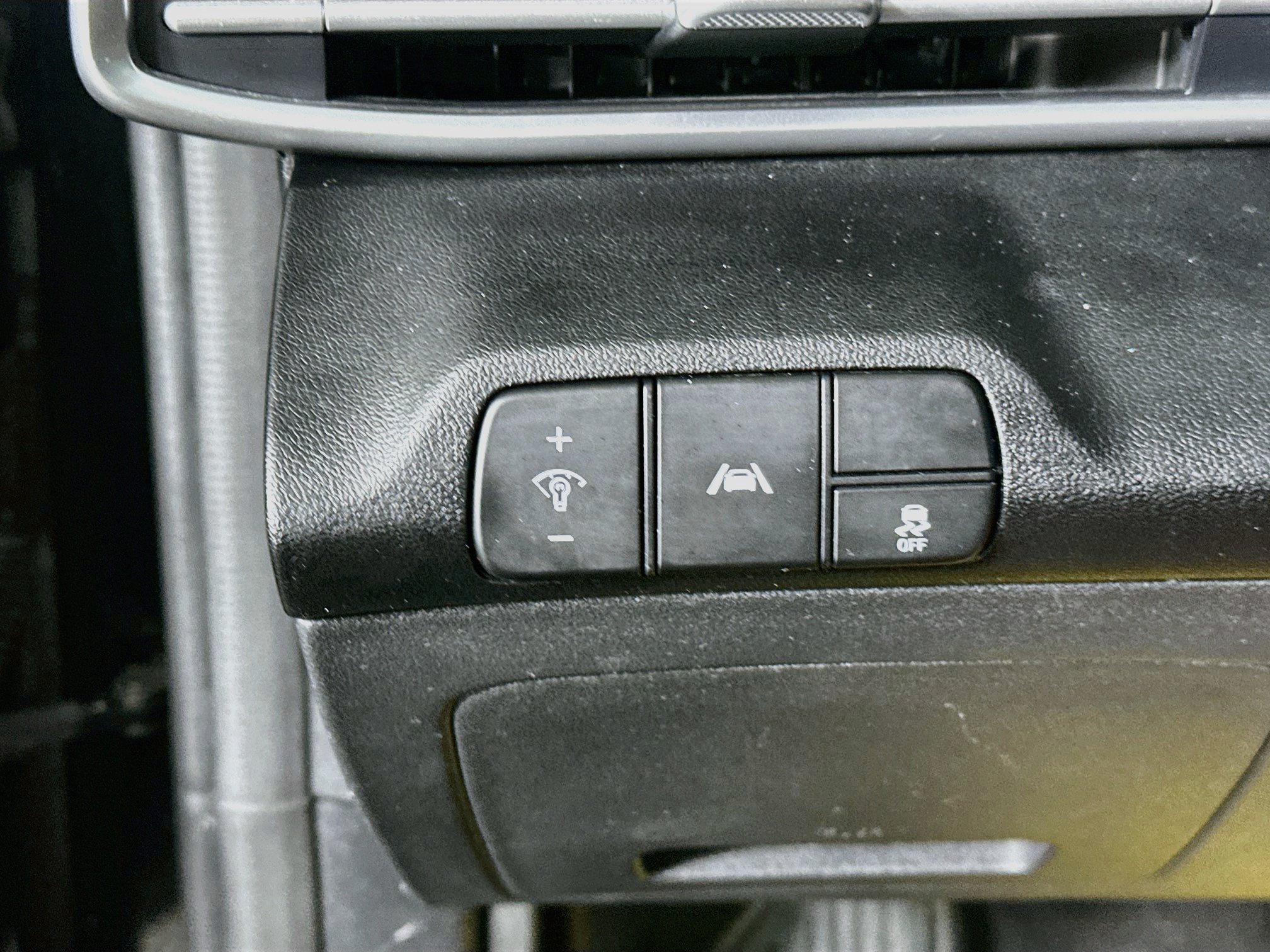 Used 2021 Hyundai Elantra SEL FWD image 17