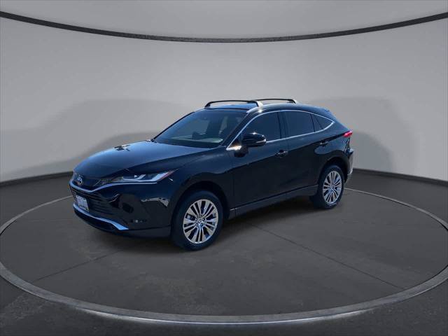 Certified 2022 Toyota Venza XLE AWD/4WD image 5