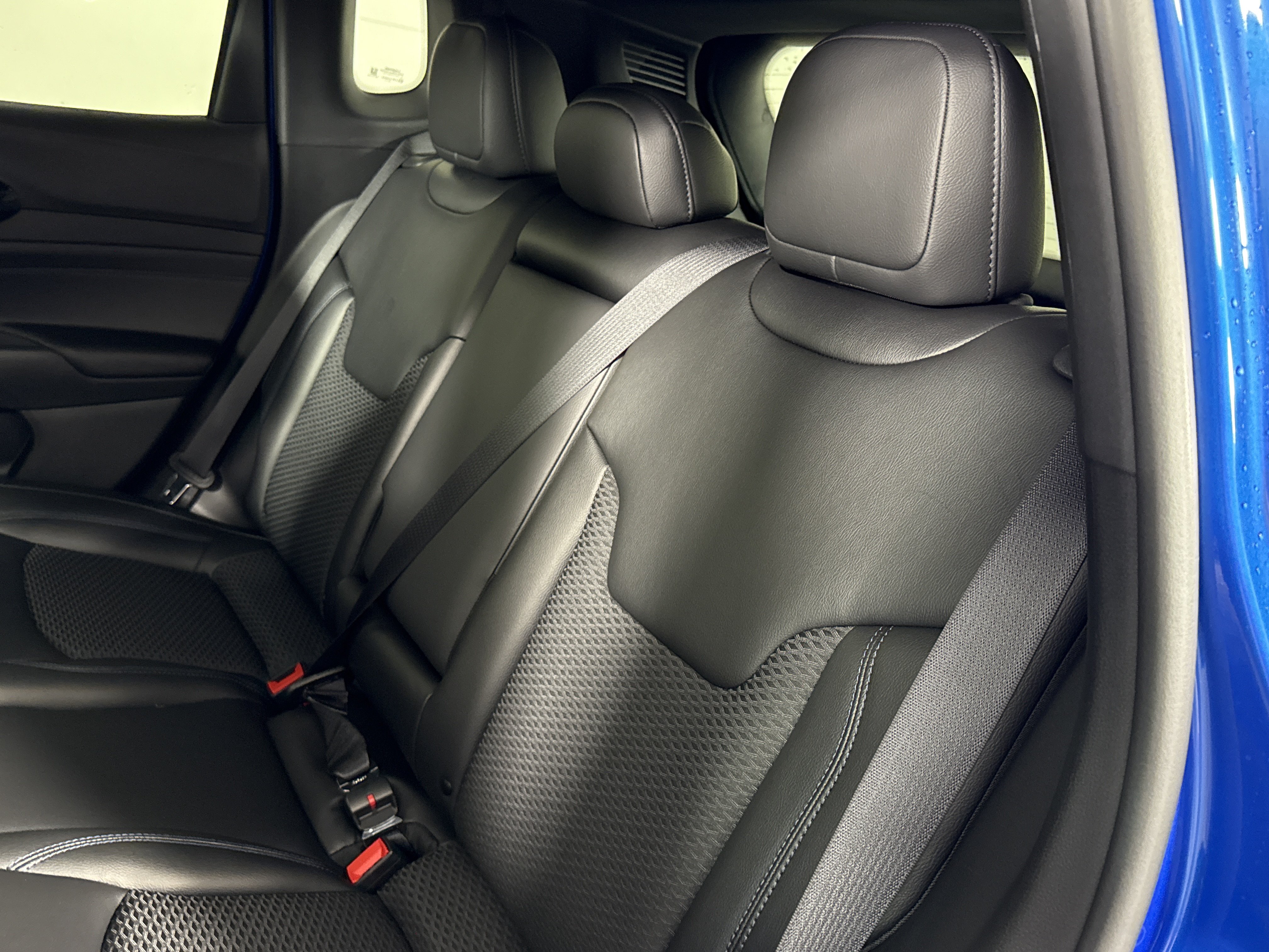 New 2026 Jeep Compass Latitude AWD/4WD image 13