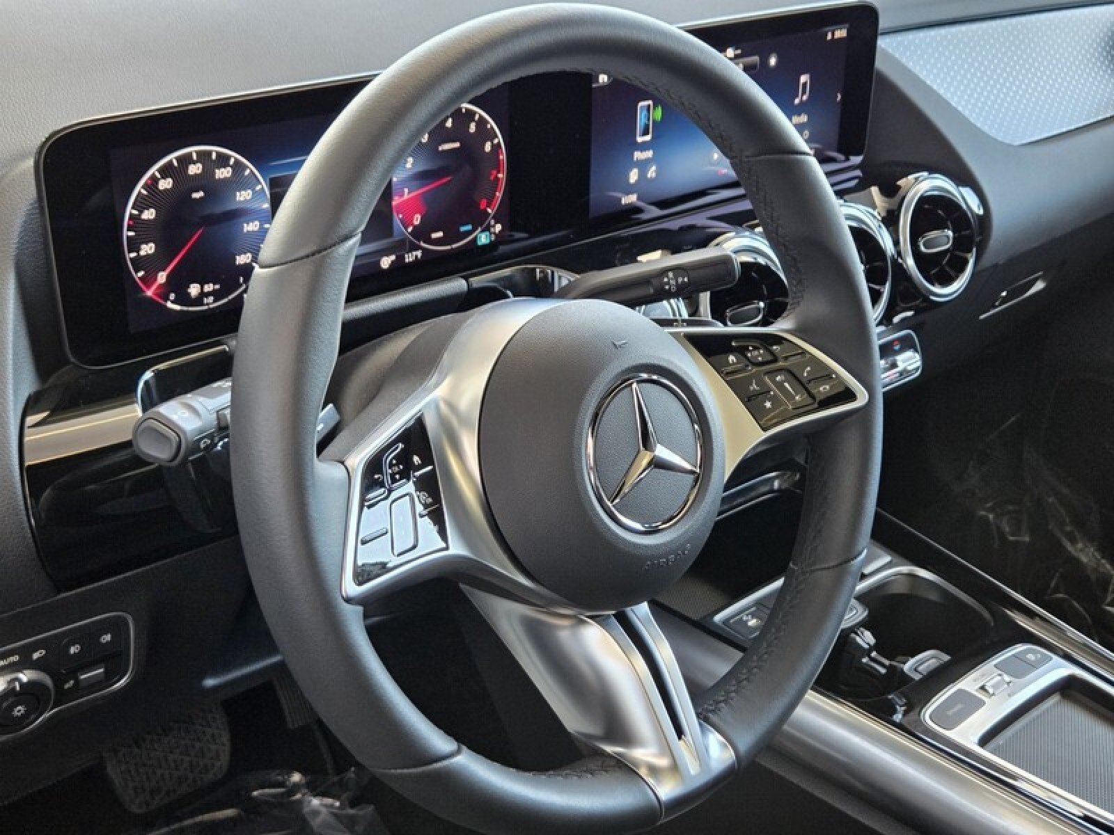 Certified 2026 Mercedes-Benz GLA 250 image 25