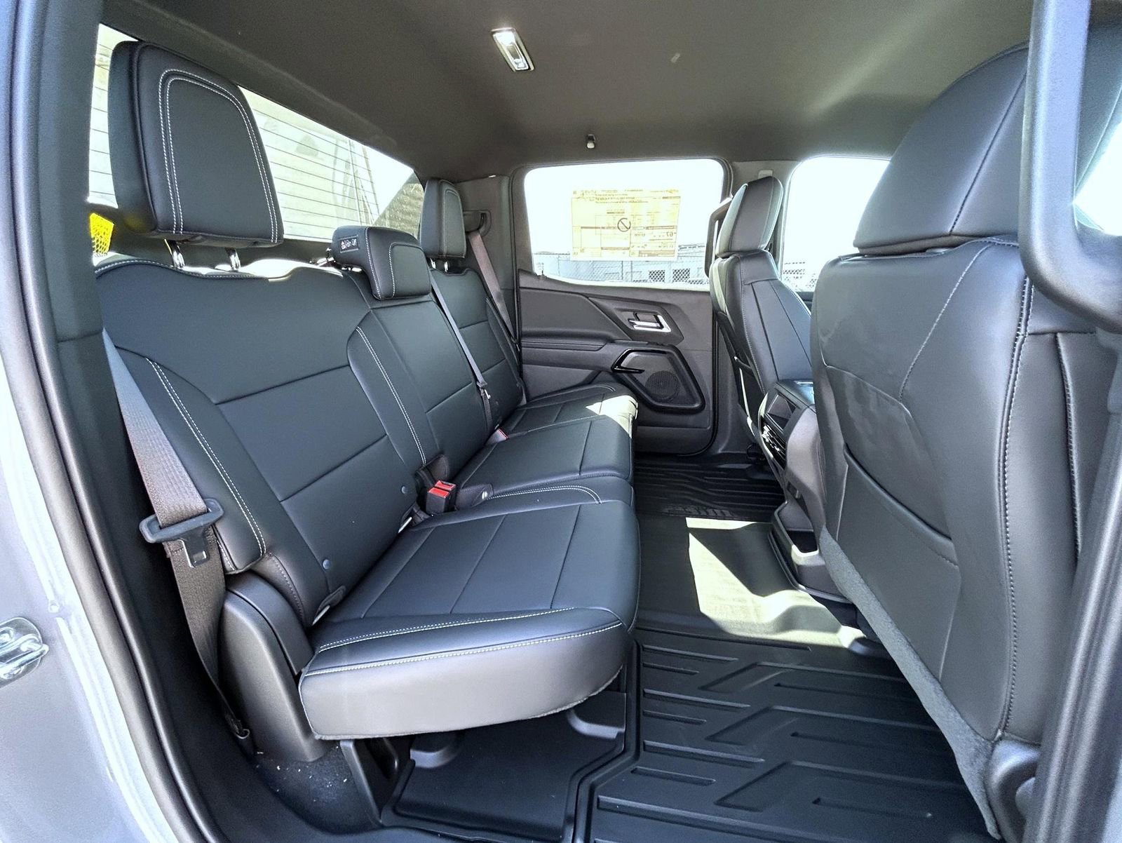 New 2026 Chevrolet Silverado EV LT AWD/4WD image 18