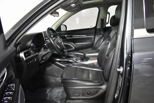 Used 2020 Kia Telluride S w/ S 8 Passenger Seating Package image 11