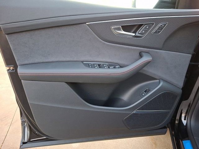 New 2026 Audi SQ8 Prestige image 8