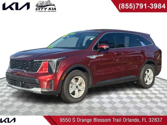 Used 2025 Kia Sorento LX image 1
