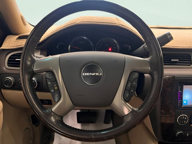 Used 2011 GMC Sierra 2500 Denali AWD/4WD image 17