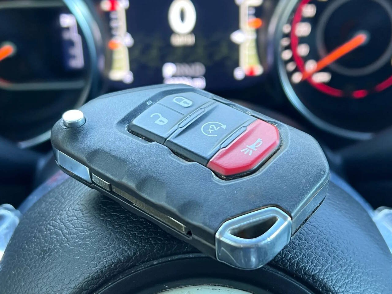 Used 2020 Jeep Wrangler Unlimited Sahara w/ Uconnect 4C Nav & Sound Group AWD/4WD image 39
