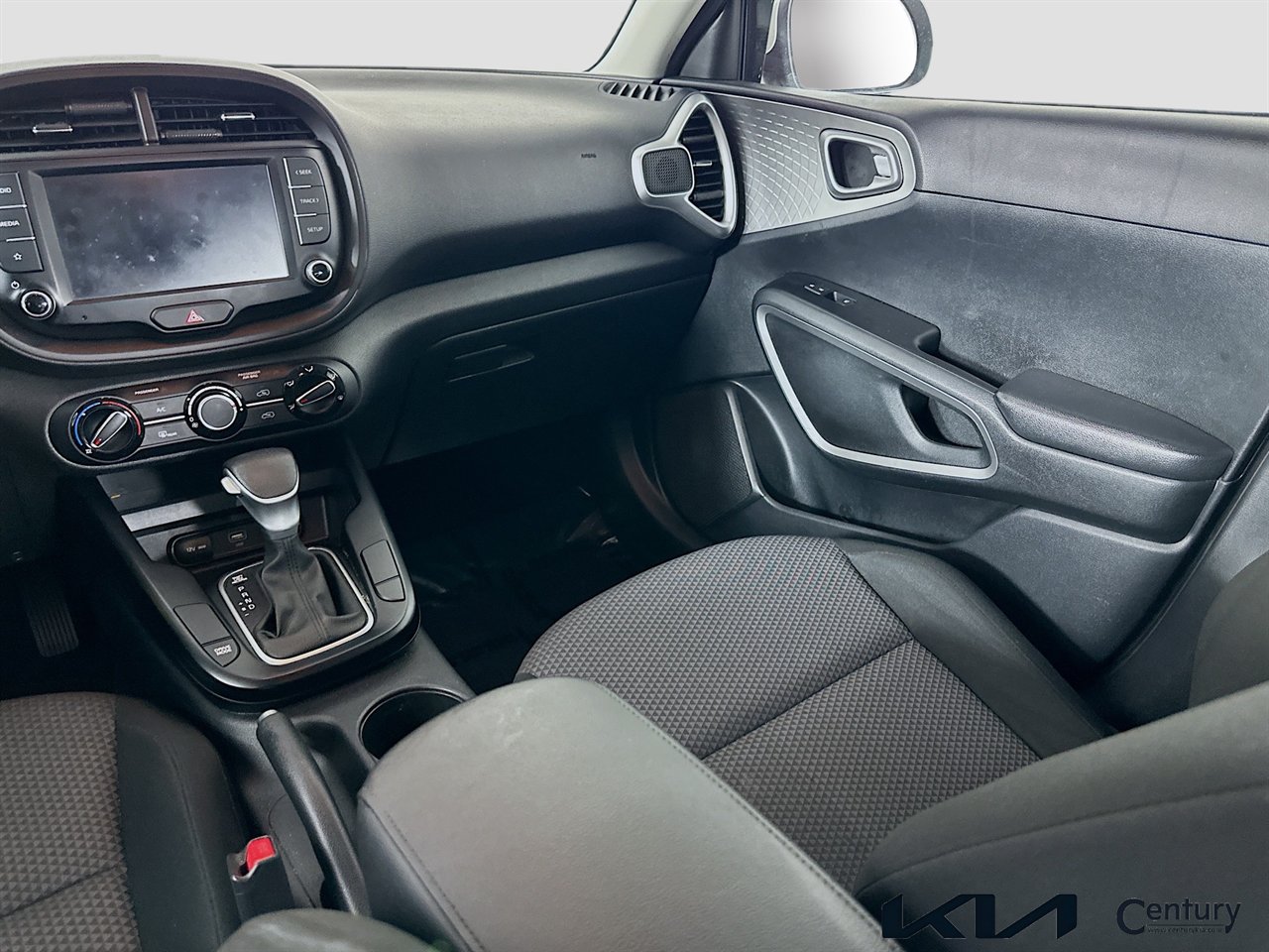 Certified 2023 Kia Soul LX FWD image 21