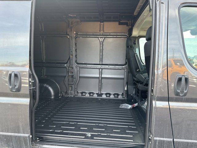 New 2023 RAM ProMaster 1500 w/ Convenience Group FWD image 10
