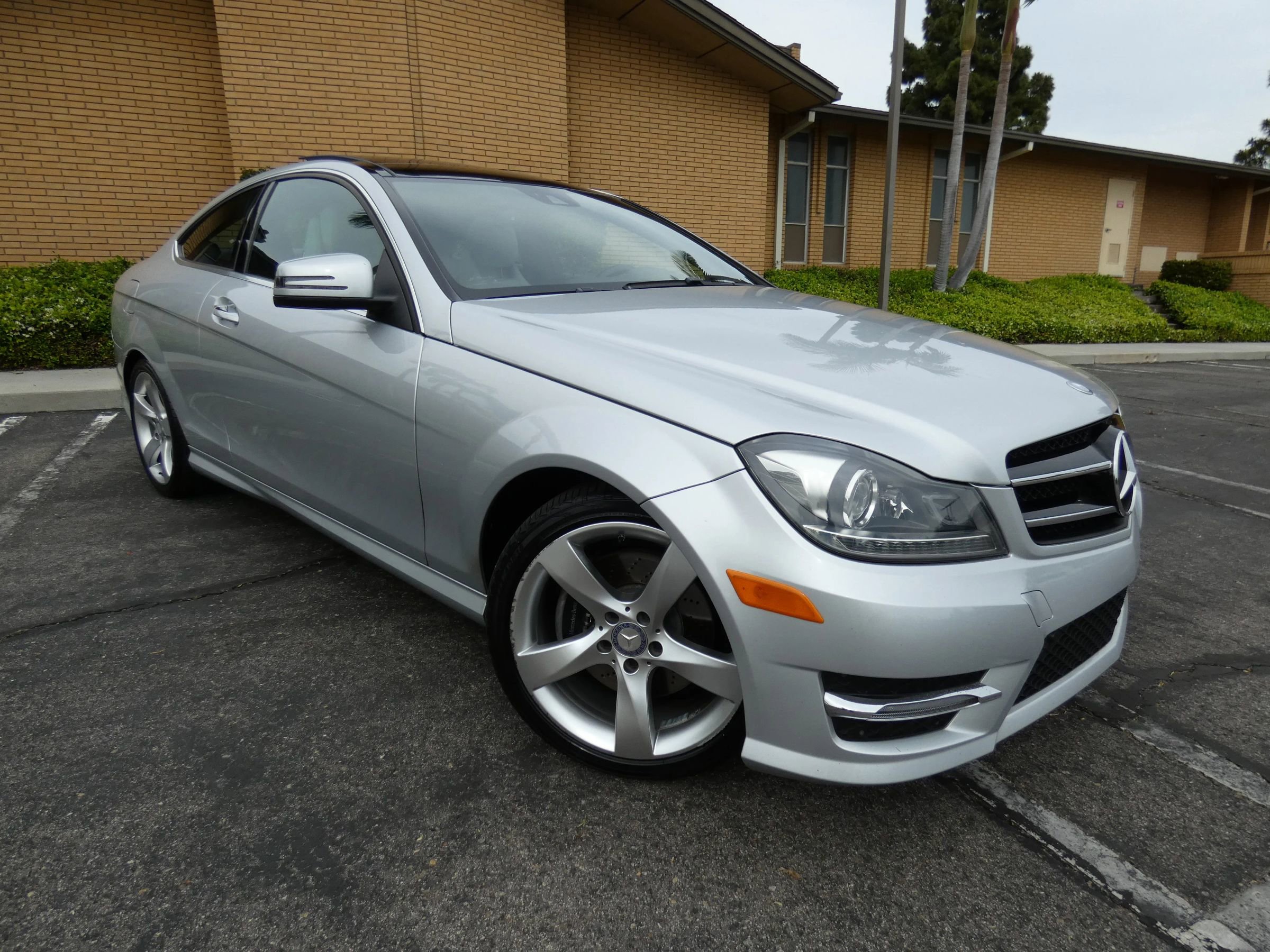 Used 2015 Mercedes-Benz C 350 Coupe image 17