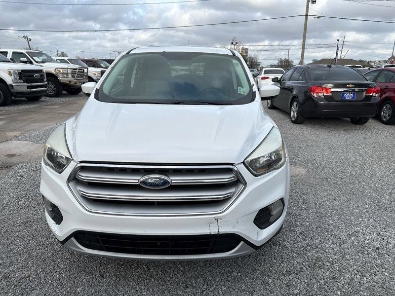 Used 2017 Ford Escape SE image 6