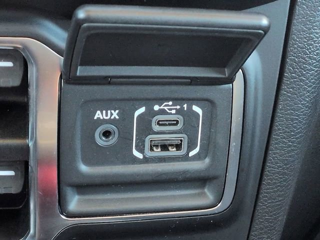 Certified 2021 Jeep Wrangler Unlimited Sahara image 28