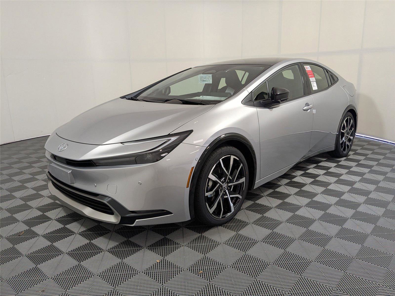 New 2026 Toyota Prius Plug-In Hybrid image 2