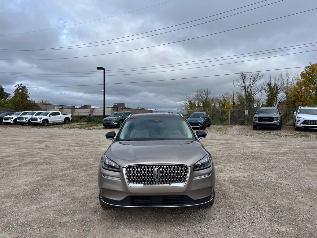 Used 2020 Lincoln Corsair AWD w/ Premium Package image 3