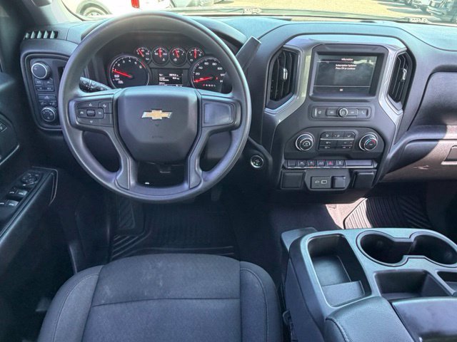 Used 2023 Chevrolet Silverado 1500 Custom AWD/4WD image 17