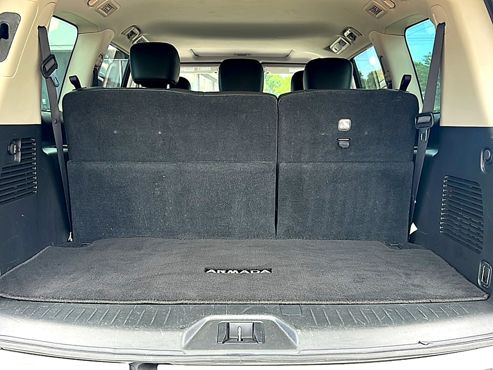 Used 2022 Nissan Armada SL RWD image 23