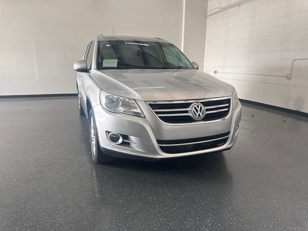 Used 2010 Volkswagen Tiguan SE