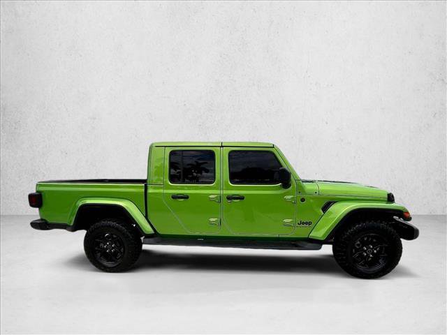 Used 2025 Jeep Gladiator Sport AWD/4WD image 4