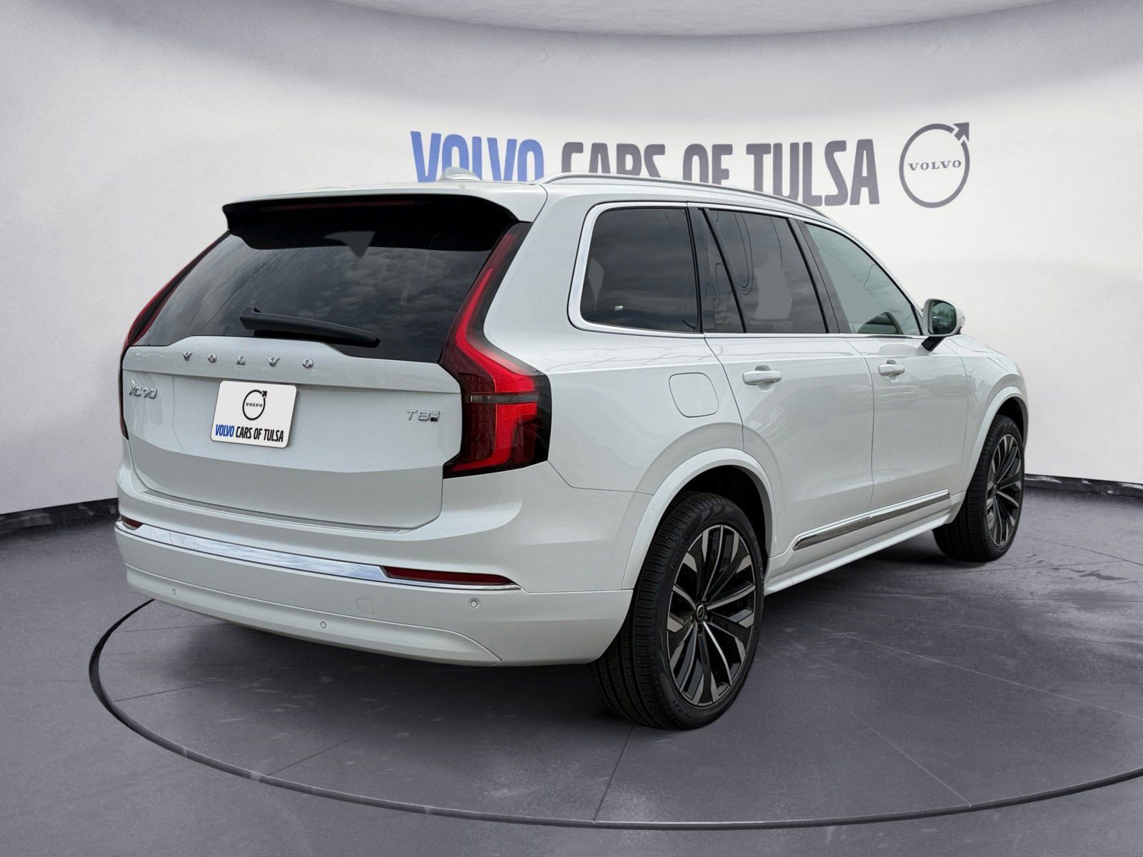 New 2026 Volvo XC90 T8 Core w/ Protection Package Premier AWD/4WD image 5