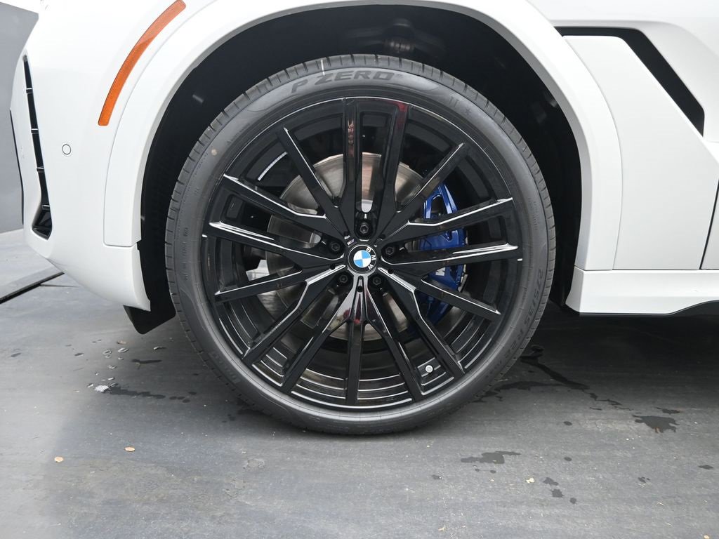 New 2026 BMW X6 M60i image 9